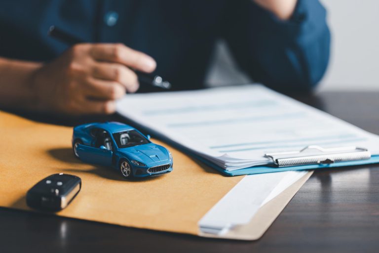 ¿Un coche puede tener dos seguros en España?